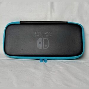 Nintendo Switch Neoprene Black And Blue Zippered Carrying Case Excellent